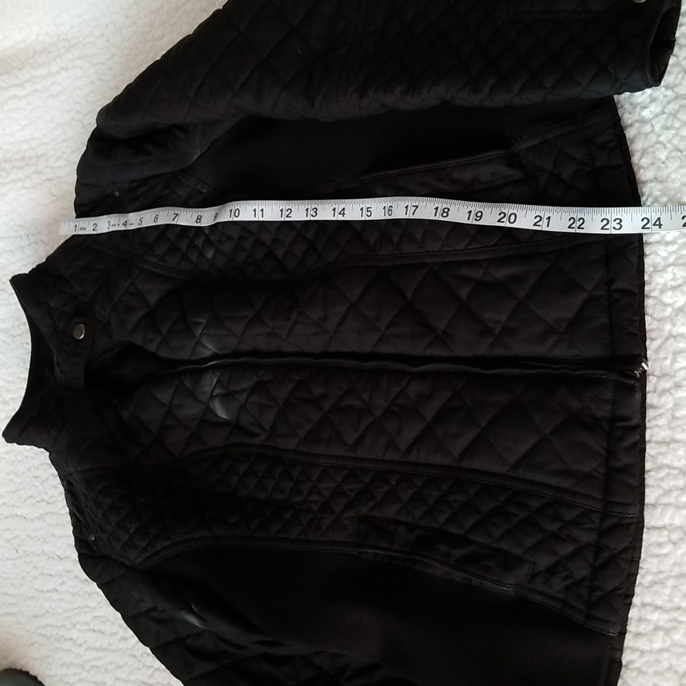 Ladies coat - Picture 10 of 11